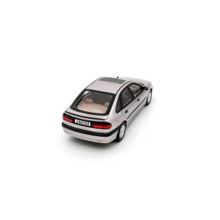 Renault Laguna V6 3.0 Baccara Gris Opale 1996 OttO mobile 1:18 Resinemodell (Türen, Motorhaube... nicht zu öffnen!)